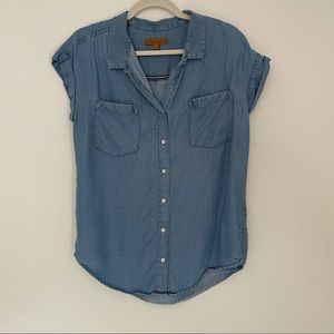 Light weight, short sleeve, chambray, button up